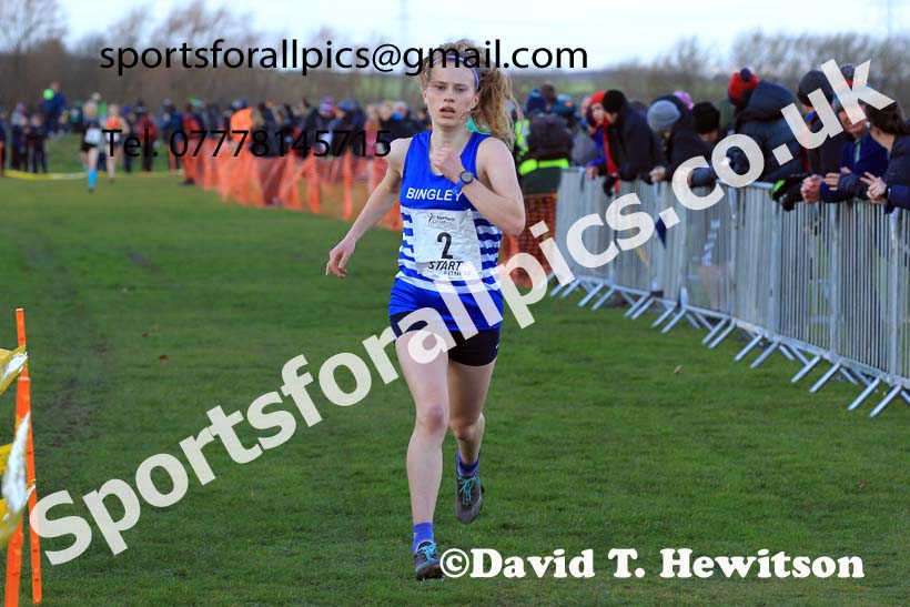 Womens under-17s 2022 Northern Cross Country Champs., Pontefract. Photo: David T. Hewitson/Sports for All Pics